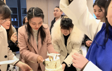 2020已經(jīng)過(guò)去，2021年，愿大家都能牛轉(zhuǎn)乾坤！